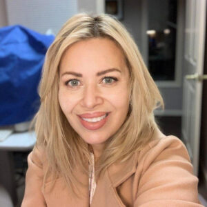 Dolly Bakaletz Marketing Manager